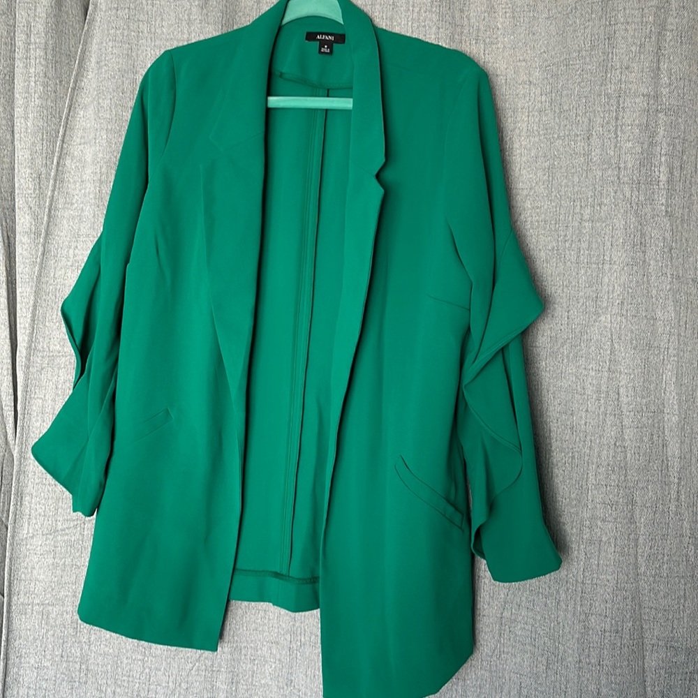 Alfani Green blazer with ruffle.